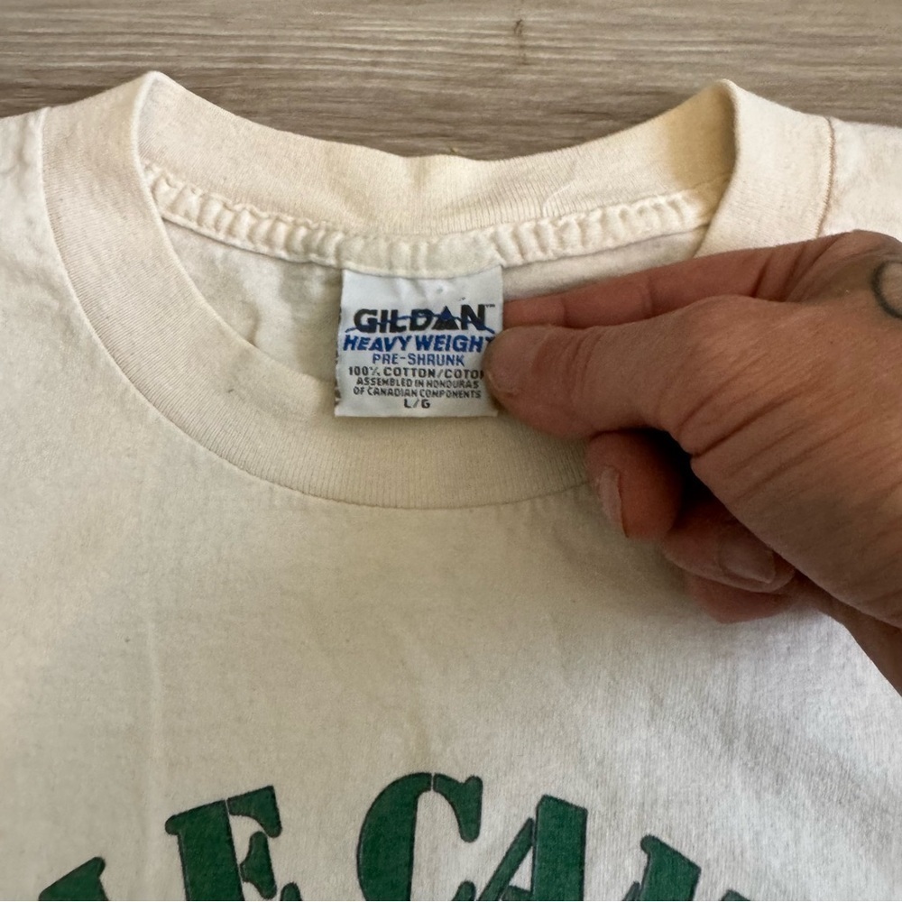 SOLD // Vintage Marshmallow camping t shirt
, 90s gildan heavy tagged men’s L - Picture 3 of 4